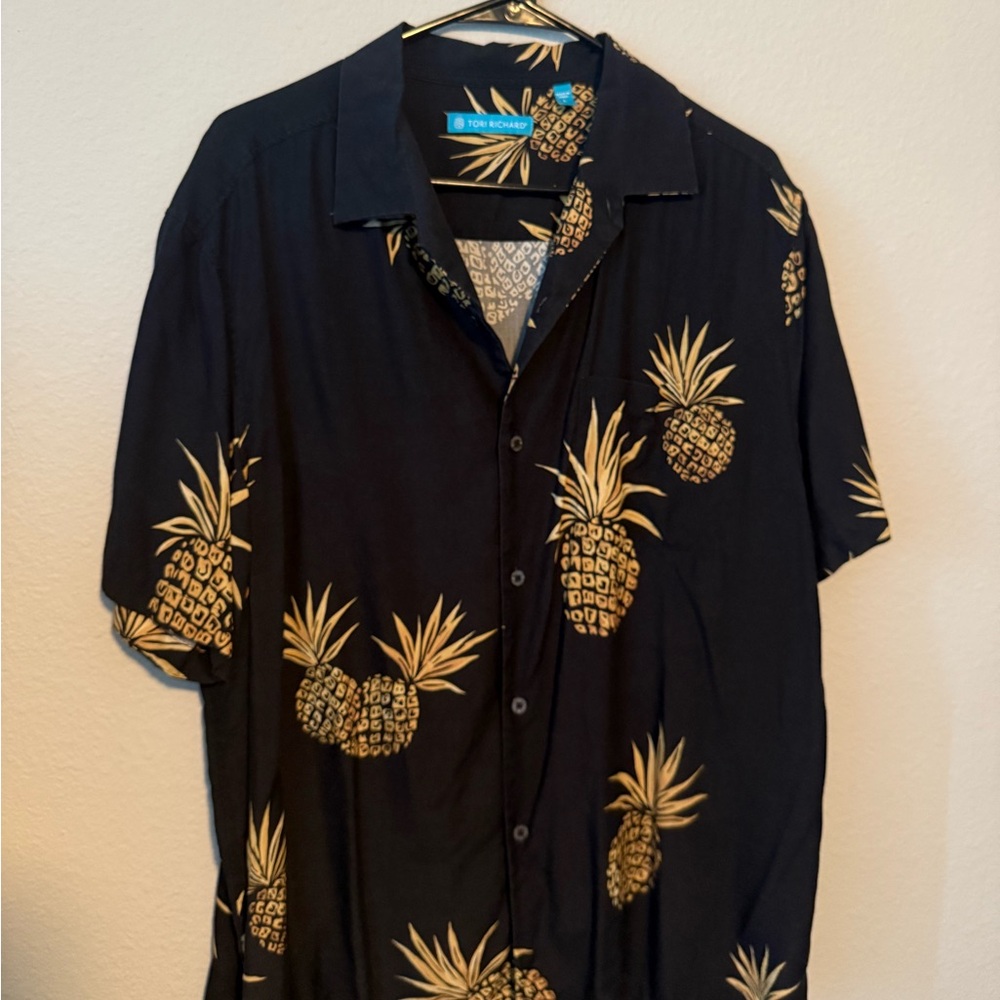 Tori Richard’s Hawaiian shirt